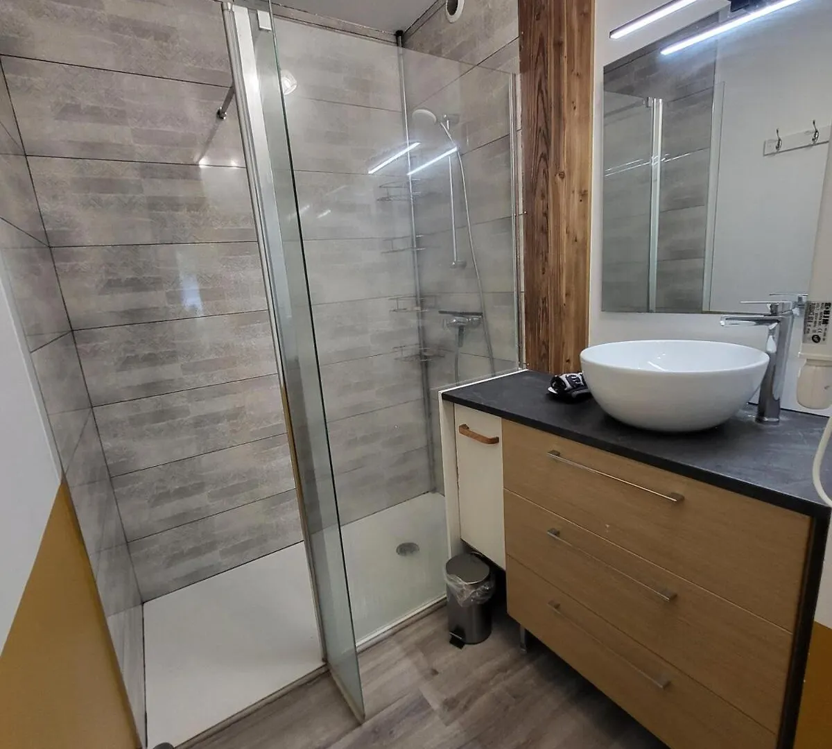 Appartement T5 Lumineux Metro A 1Min à Rennes